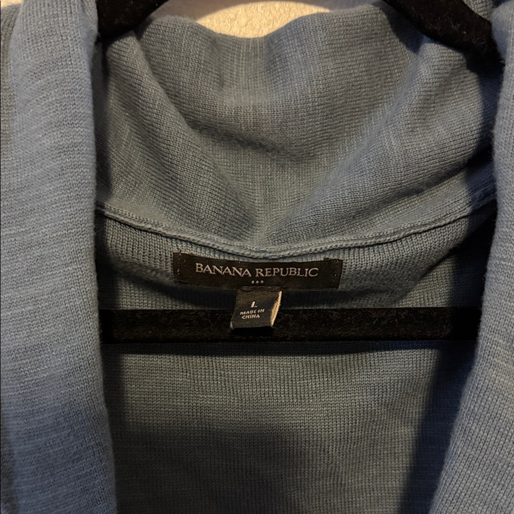Banana Republic Blue and Cream Cardigan Men’s Size L - Picture 2 of 4